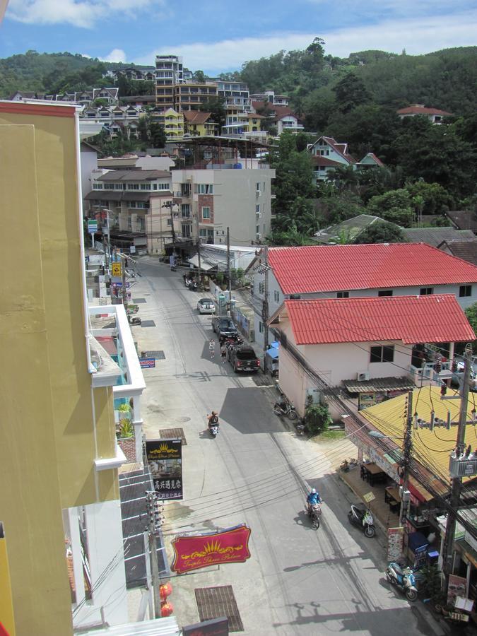 Red Sapphire Hotel Patong Esterno foto