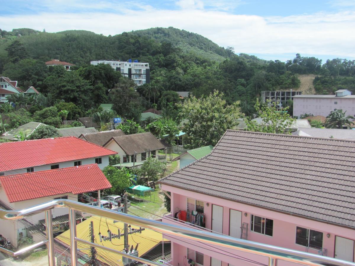 Red Sapphire Hotel Patong Esterno foto